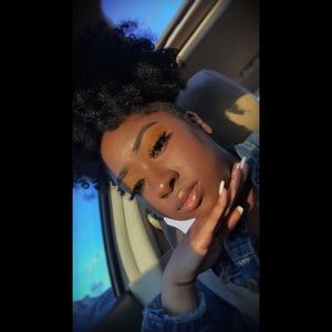 Meet your Posher, Kiara